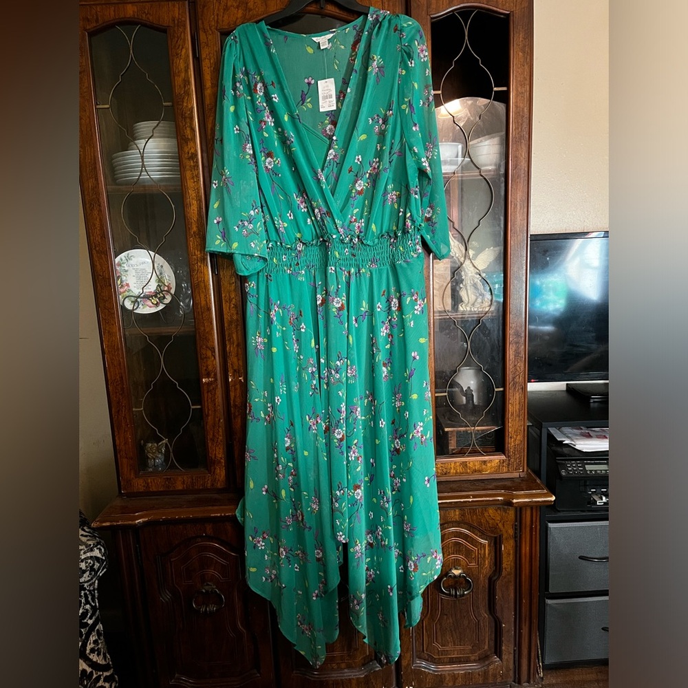 Green floral midi dress
